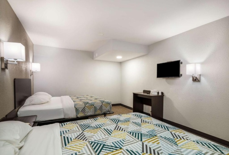 Deluxe Quadruple room