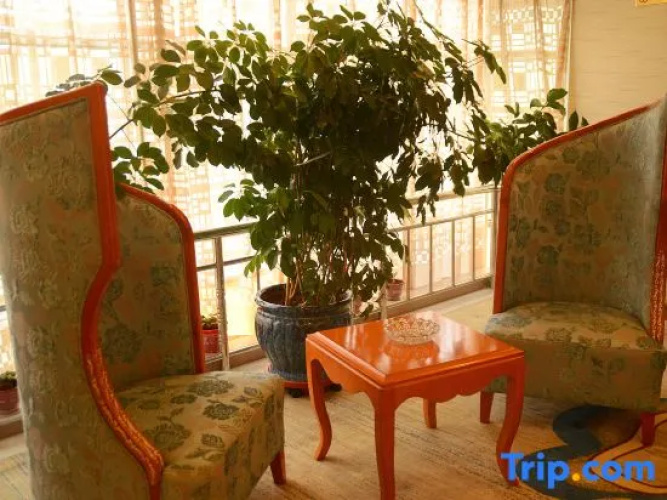 Dingxi Jingu Hotel