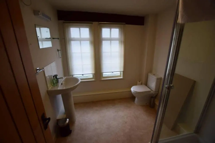 3 Bedrooms Double Apartment
