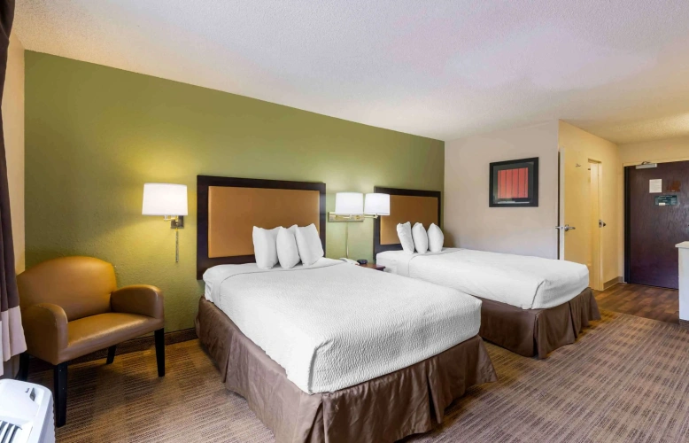 Quadruple Suite