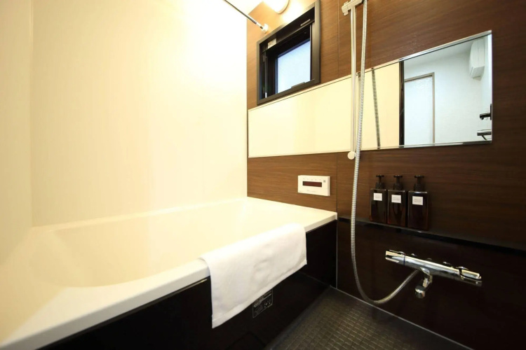 Alex's Home Shinsaibashi