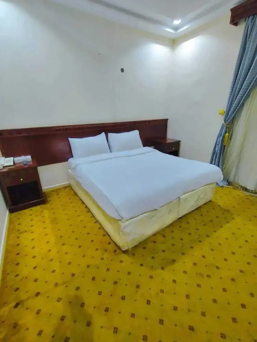 Amlaq Almashrq Hotel