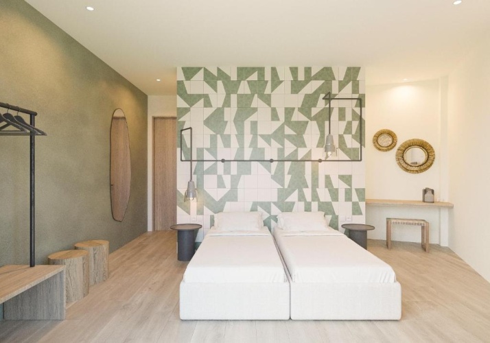 Standard Twin room