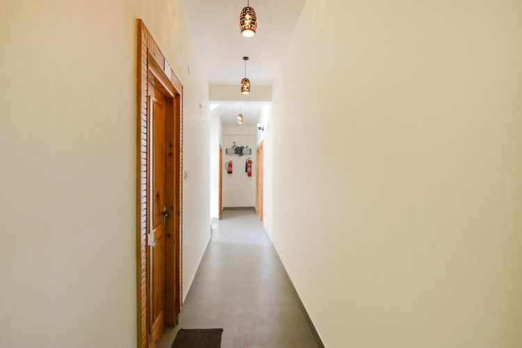 Fabhotel Himalayan Park