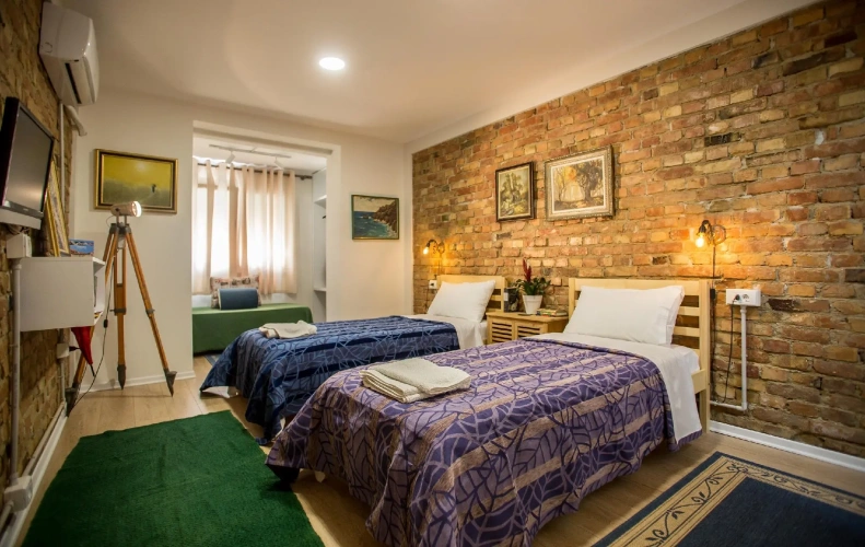 Triple Suite
