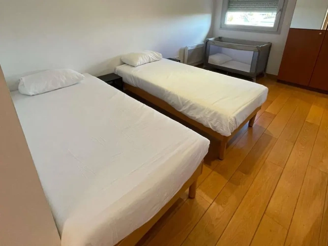 2 Bedrooms Apartment