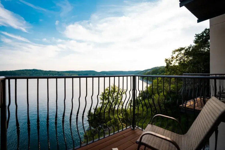2 Bedroom Lake View Villa- 607