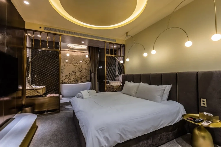Standard Double room with balcony