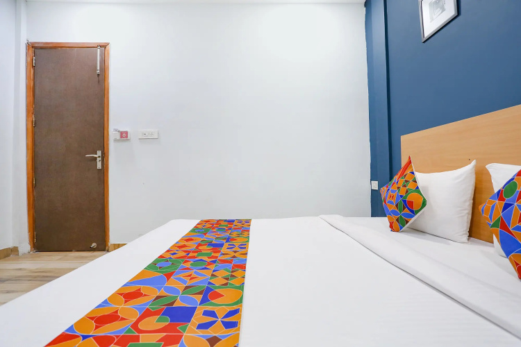 Hotel Silver Saffron Peeragarhi