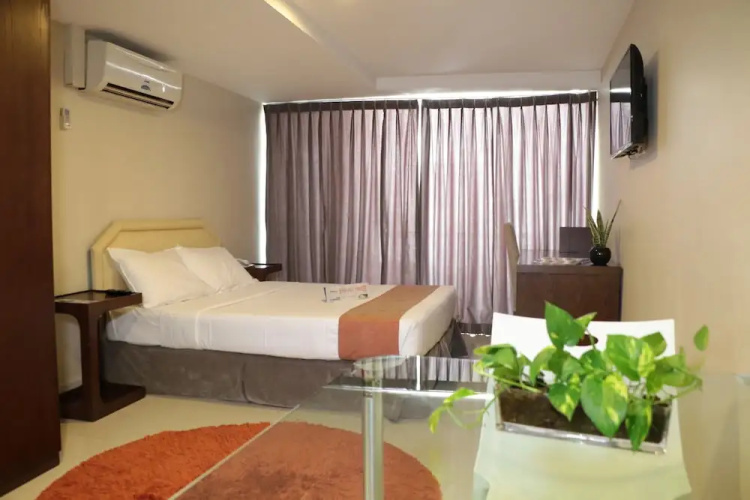 LeGallery Suites