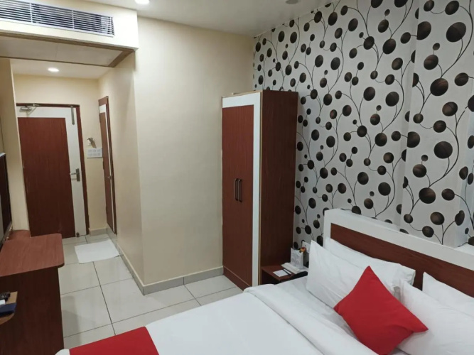 Hotel Embassy Grand