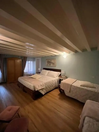 Standard Quadruple Family room