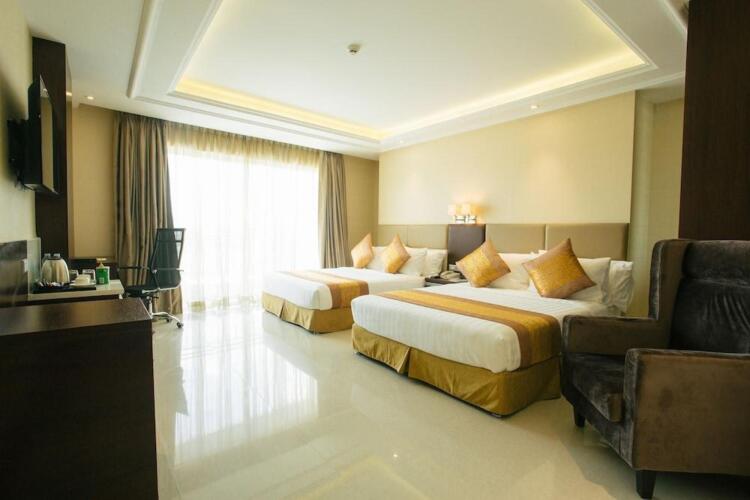 Best Western Plus Hotel SubicOver view