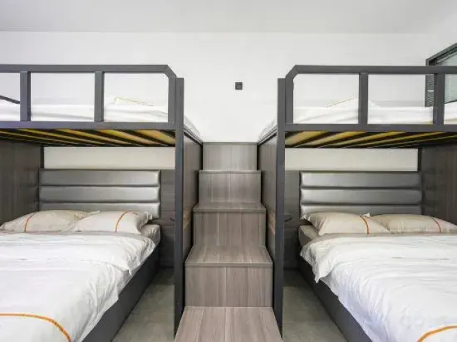 Hualu E-sports Hotel
