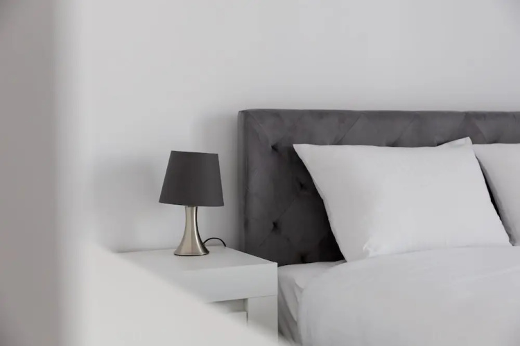 Wola Chic Grey Studio