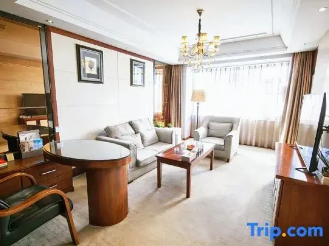 Premium Suite