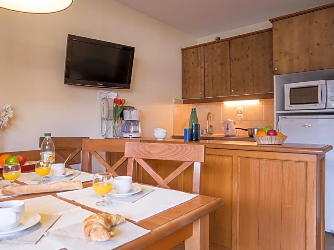 2 Bedrooms Standard Apartment
