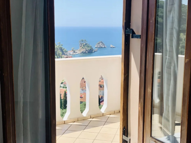 Evgenias sea view apartments