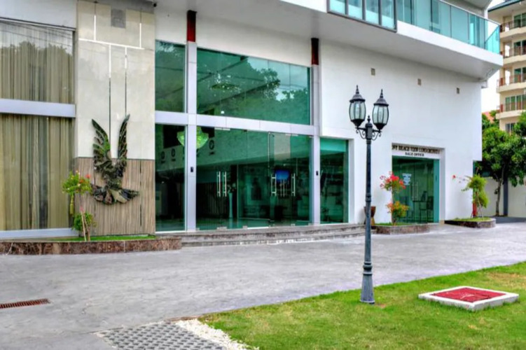 Cosy Beach View Condominium OfficialOver view