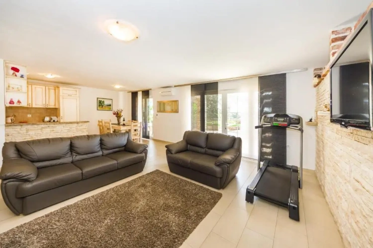 2 Bedrooms Apartment with balcony
