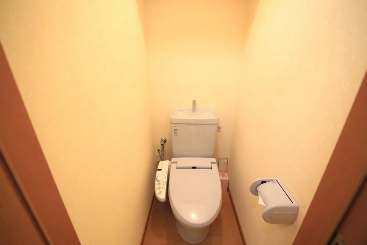 Hosei apartment 301