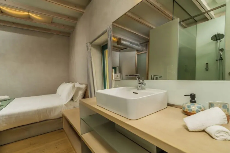 Panaretos Deluxe Maisonette