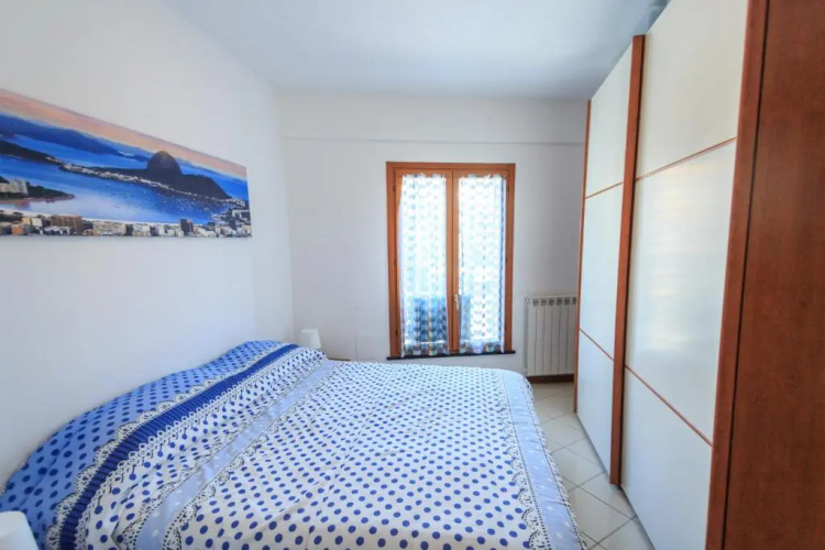 Bilocale a 50 metri dal mare