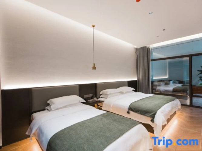 2 Bedrooms Family Suite