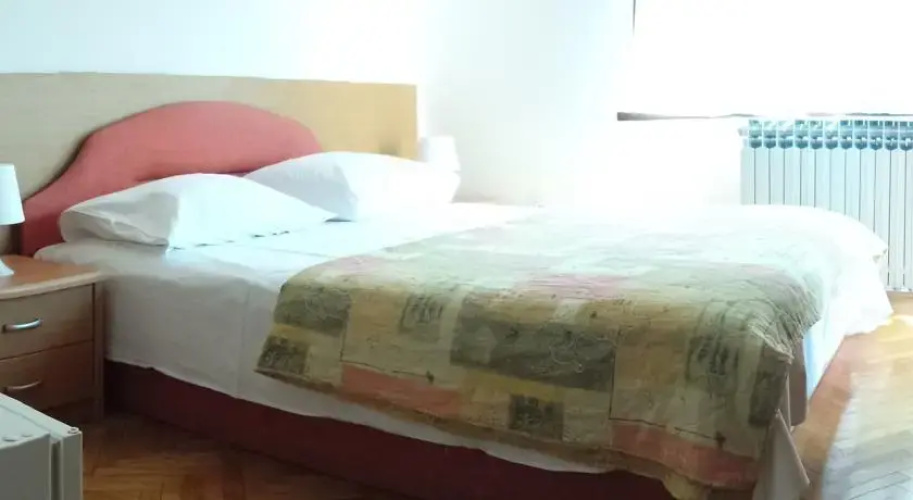 Rooms Krnić