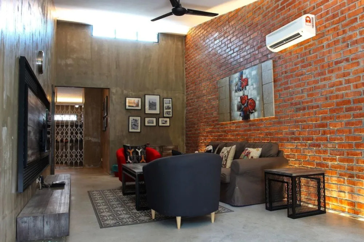 Owl Homestay