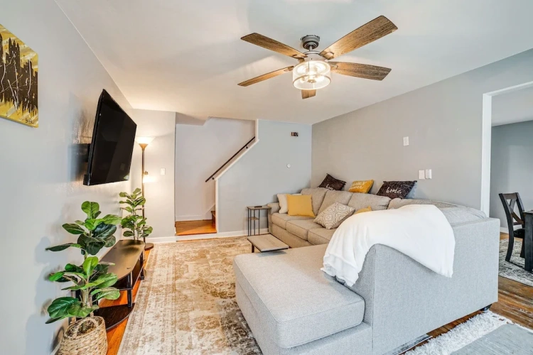 3 Bedrooms Cottage