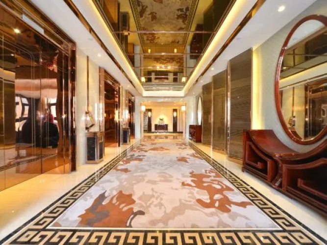 Rendezvous Hotel