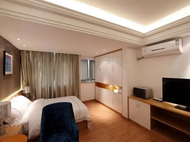Chongqing Royal Serviced Apartment