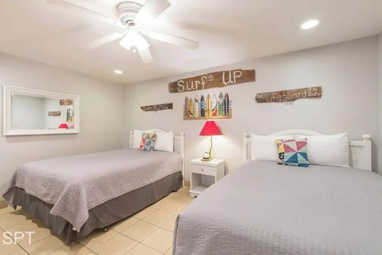 Bahia Mar 418