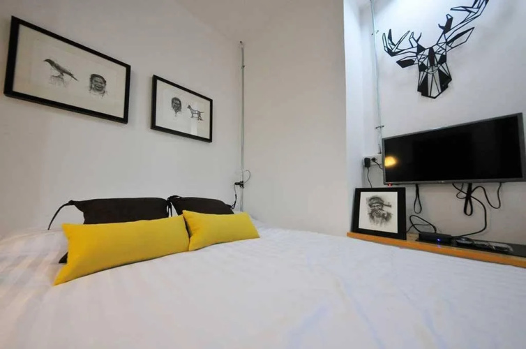 Pyat Music and Artel Guesthouse