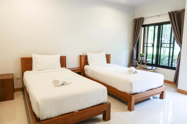 Baan Klang Suan Resort