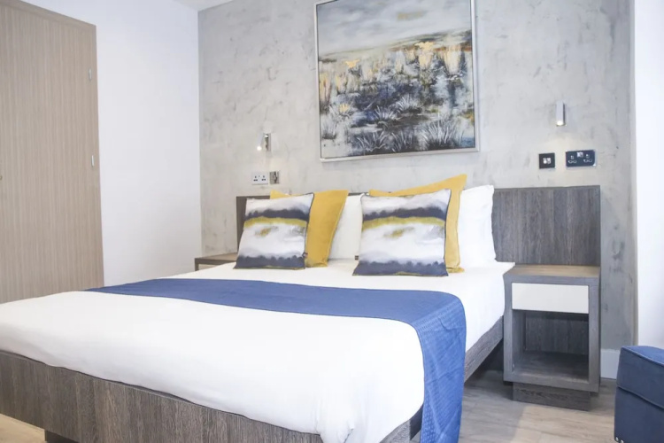 Urban By Signature Suites