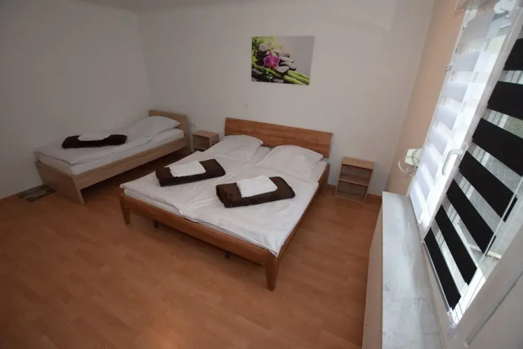 AB Apartment 25