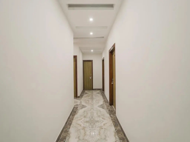 FabHotel Amour I