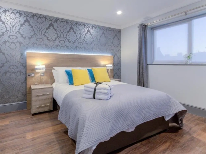 1 Bedroom Apartment