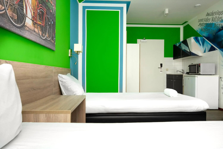 Amsterdam Teleport Hotel