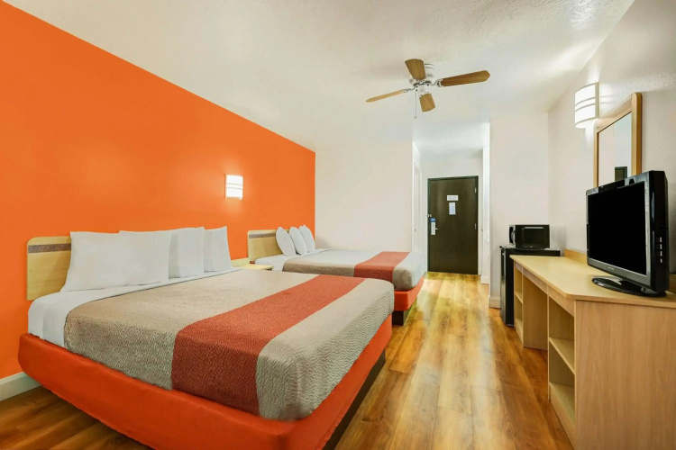 Motel 6 Beaver, UT