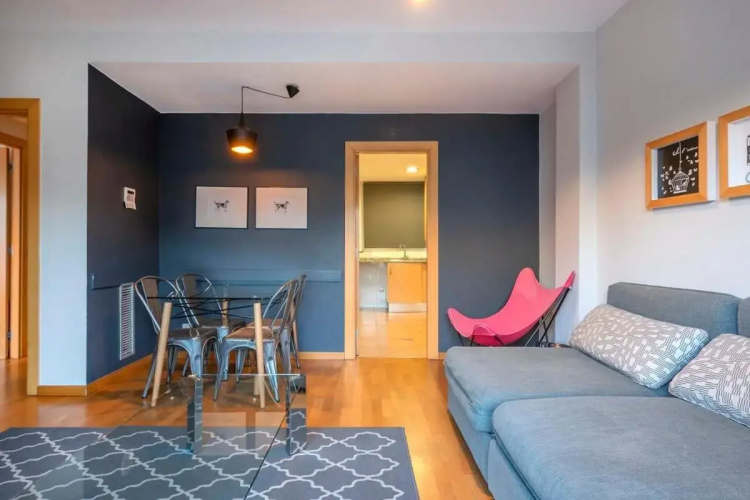 Modern and bright apartment in Eixample 3-1
