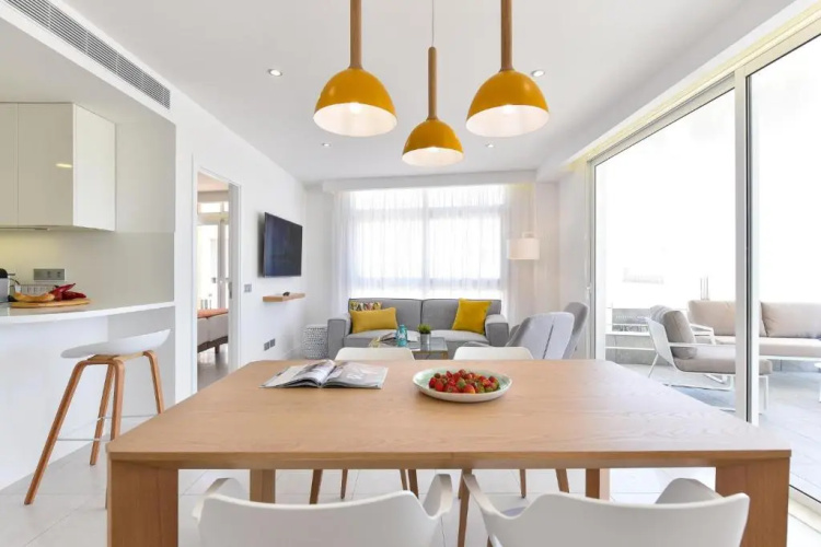 Mogan Beachfront apartment V&L