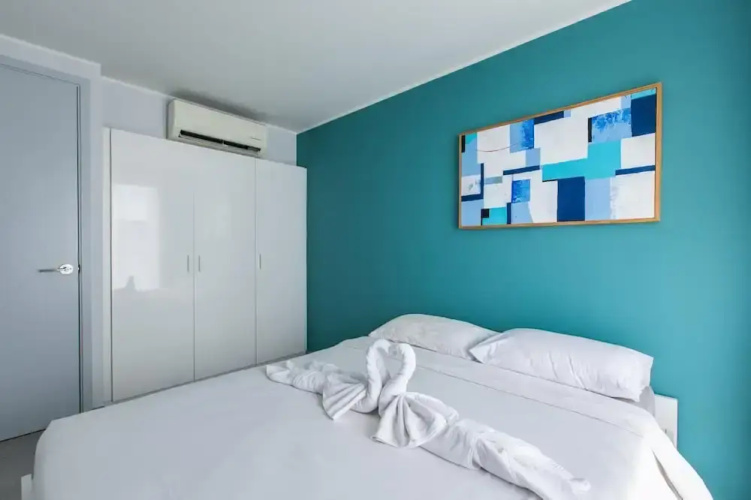 Pool View 1 Bed Apt T2-720