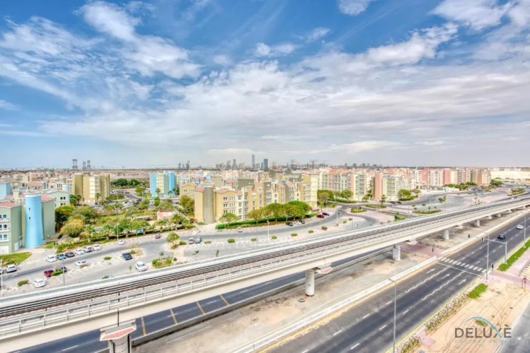 Splendid 2BR in Victoria Residency Al Furjan by Deluxe Holiday Homes - Image 4