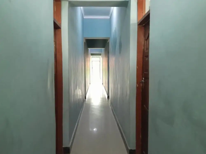 Highland Breeze Avacado Hotel