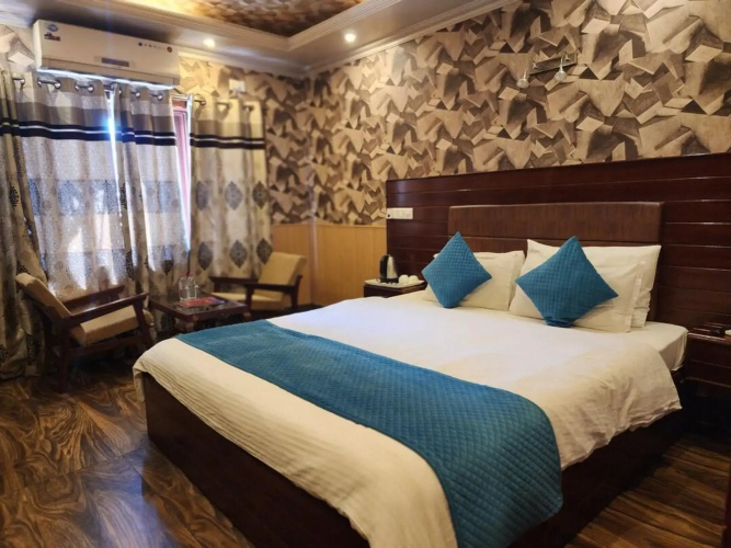 Hotel Grand M.S Srinagar