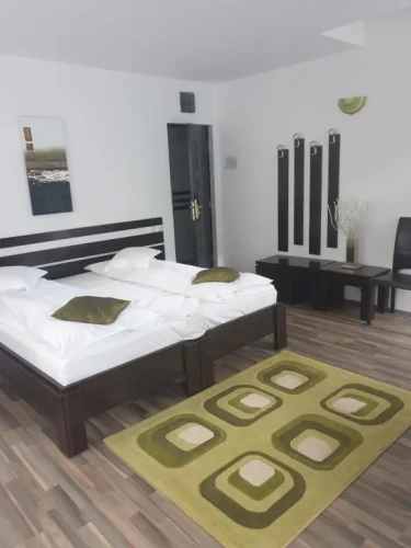 Standard Triple room with balcony