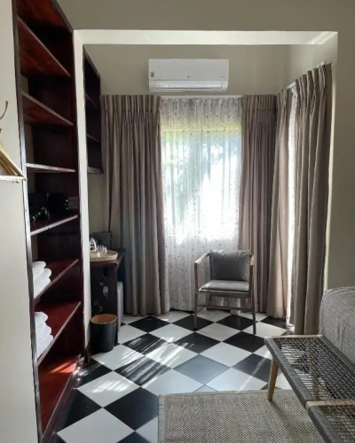 2 Bedrooms Double Suite